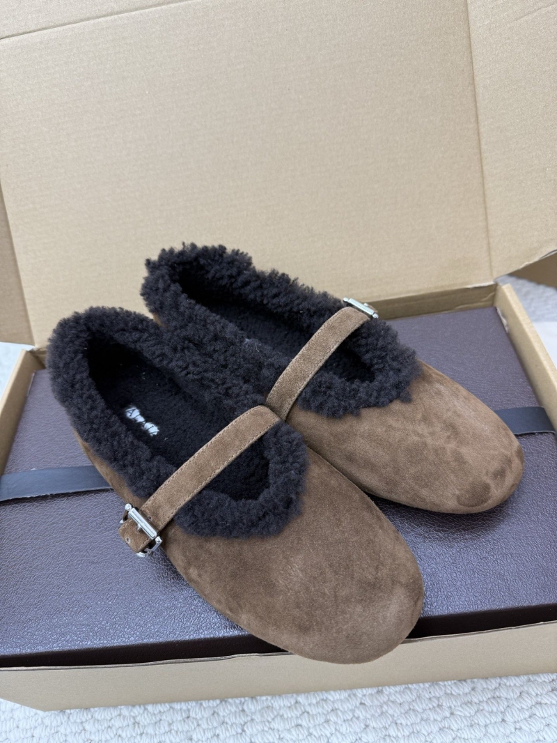 Alaia Flat Shoes